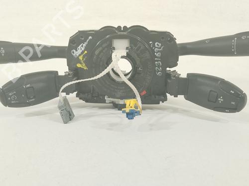 Commande de phare PEUGEOT PARTNER MPV (5_, G_) [1996-2026]  33182254