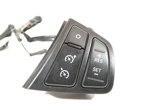 Steering wheel controls HYUNDAI i30 (GD) | BP30513089E15