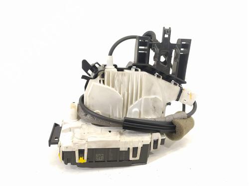 front-right-lock-mercedes-benz-c-class-coupe-c204-2047203035-2011-8059343 main image