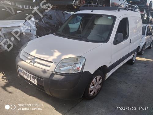 Grille CITROËN BERLINGO / BERLINGO FIRST Box Body/MPV (M_) 1.9 D 70 (MBWJZ, MCWJZ) | BP23205605C40 