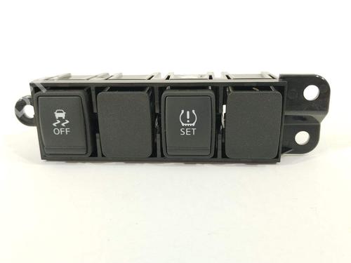 Used Switch Switch NISSAN JUKE (F15) 1.6 DIG-T NISMO RS (218 hp) 27870446 27870446