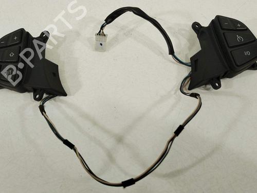 Commandes au volant Commandes au volant 16813028 16813028