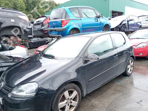 Gebruikte VW GOLF V (1K1) 1.9 TDI (105 hp) 3396131 Onderdelen