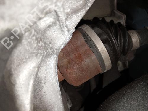 Left front driveshaft CITROËN C4 Picasso II 2.0 BlueHDi 150 | BP37192743M38 - Image 2