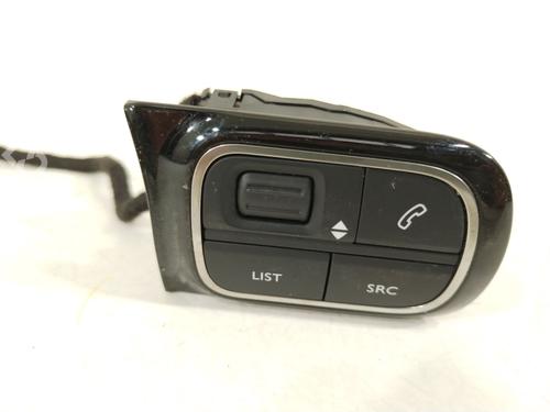 Steering wheel controls CITROËN C3 III (SX) 1.2 THP 110 (SXHNPS, SXHNZT, SXHNZ6) | BP32414437E15