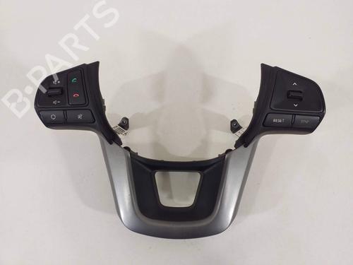 Used Steering wheel controls Steering wheel controls 6829800 6829800