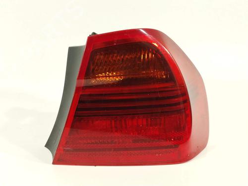 Right taillight BMW 3 (E90) 320 d | BP17998470C35 - Image 1