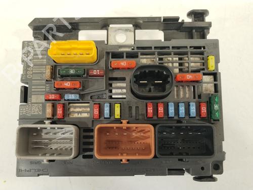 Used Fuse box Fuse box PEUGEOT 5008 (0U_, 0E_) 2.0 HDi 150 / BlueHDi 150 (150 hp) 32508063 32508063