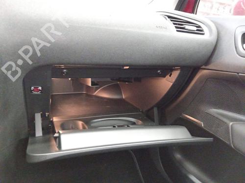 Glove box CITROËN C4 II (NC_) 1.6 HDi 115 | BP37192804C95 - Image 2