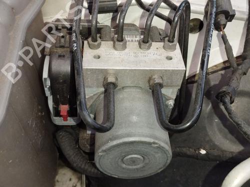 Used ABS pump AUDI A4 B8 (8K2) 2.0 TDI (143 hp) 30440295