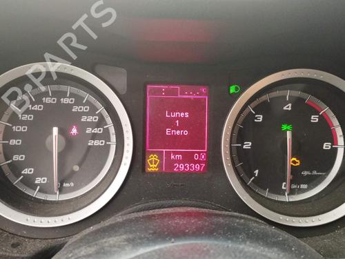 Used Instrument cluster Instrument cluster ALFA ROMEO 159 Sportwagon (939_) [2005-2012] 15767888 15767888