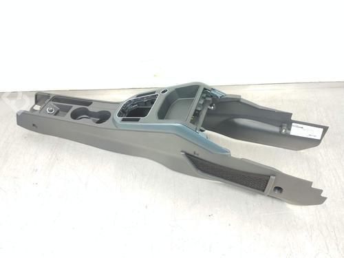 Used Middle console Middle console 15984612 15984612