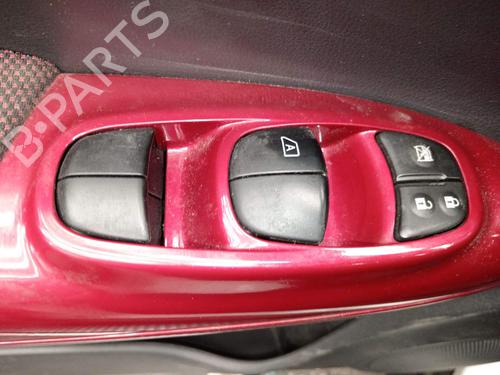 Used Left front window switch Left front window switch 38564940 38564940