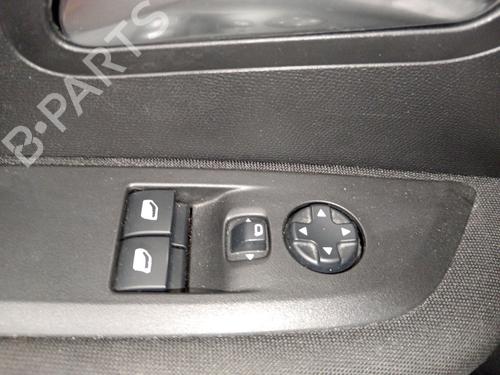 Used Left front window switch Left front window switch PEUGEOT 208 II (UB_, UP_, UW_, UJ_) 1.5 BlueHDI 100 (102 hp) 35919619 35919619