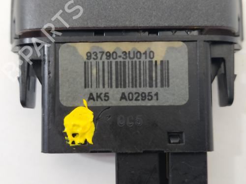 Warning switch KIA SPORTAGE III (SL)  | BP12529571I22