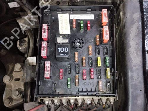 fuse-box-vw-passat-b6-3c2-2005-2006-2007-2008-2009-2010-2011-36421578 main image