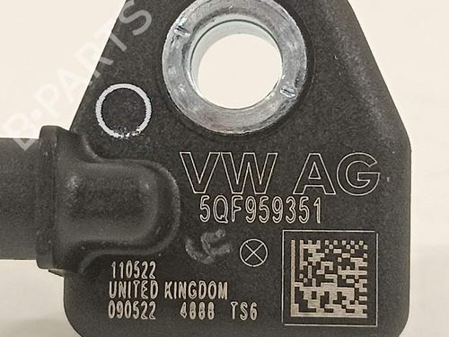 Electronic sensor SEAT ARONA (KJ7, KJP) 1.0 TSI | BP16010141M84 - Image 3
