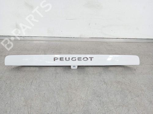 other-peugeot-traveller-bus-v_-2016-33208718 main image