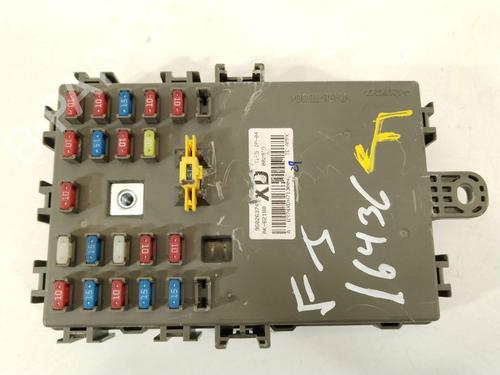 Used Fuse box Fuse box 32325777 32325777
