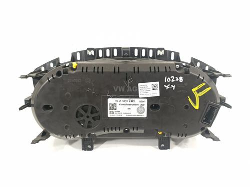 Instrument cluster VW GOLF VII (5G1, BQ1, BE1, BE2)  | BP13520938C47 