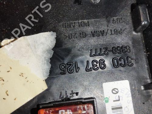 Fuse box VW PASSAT B6 (3C2) 2.0 TDI 16V | BP36421578E1 - Image 2