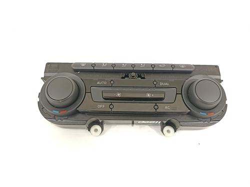 Used Climate control Climate control 15096930 15096930