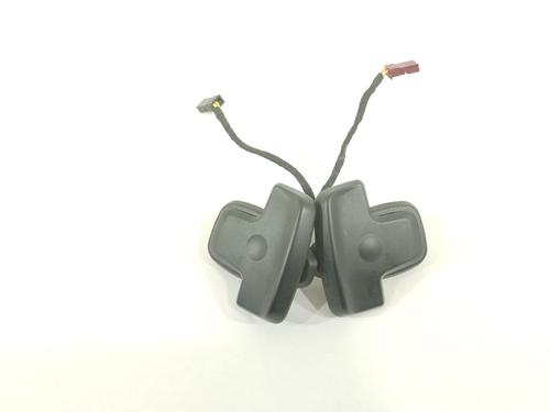 Used Steering wheel controls MERCEDES-BENZ CLA Coupe (C117) [2013-2019]  29308337