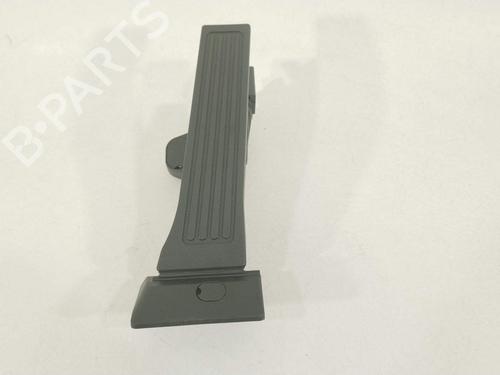 Used Pedal Pedal 37758009 37758009
