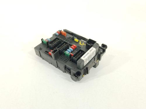 Used Fuse box Fuse box 36074174 36074174