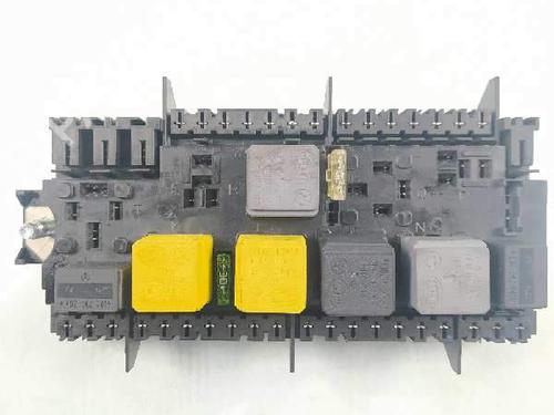 Used Fuse box Fuse box 7034978 7034978
