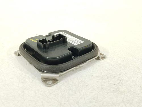 lights-ecu-toyota-auris-estate-_e18_-2013-2014-2015-2016-2017-2018-33958493 main image