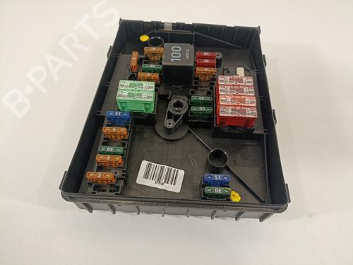 Fuse box AUDI A3 (8P1) 2.0 TDI 16V (140 hp) 13358639