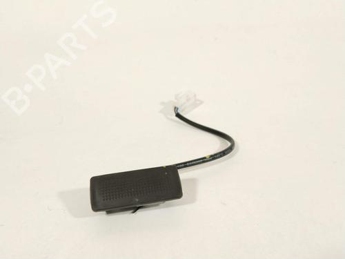 Used Tailgate handle Tailgate handle 36039838 36039838