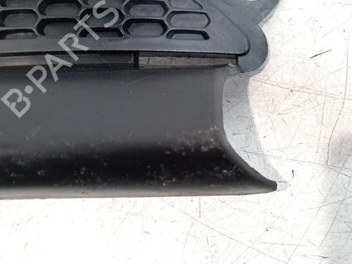 Grille PEUGEOT 208 I (CA_, CC_) 1.2 VTI 82 | BP31968760C40