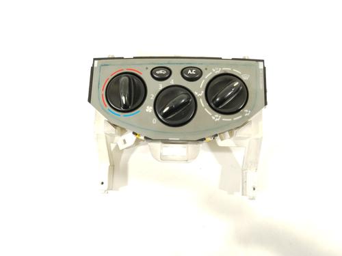 Used Climate control NISSAN PRIMASTAR Van (X83) 2.0 dCi 115 (114 hp) 30127134