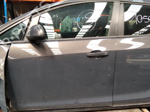 Used Left front door OPEL ASTRA J (P10) [2009-2016]  16799053