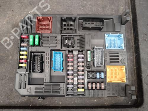fuse-box-citroen-c4-picasso-ii-2013-36667645 main image