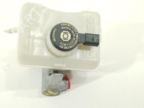 Used Brake master cylinder Brake master cylinder 37444504 37444504