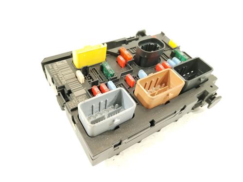 Zekeringkast PEUGEOT 207 (WA_, WC_) 1.4 (75 hp) 30788421