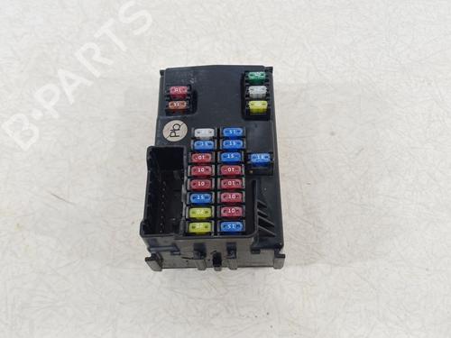 Used Fuse box Fuse box 26530004 26530004