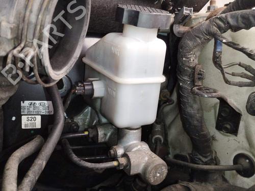brake-master-cylinder-hyundai-i30-fd-2007-2008-2009-2010-2011-2012-36434399 main image