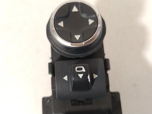 Left front window switch PEUGEOT 508 II (FB_, FH_, F3_) 1.5 BlueHDI 130 (FBYHZJ, FBYHZR) | BP37491555I27 - Image 4