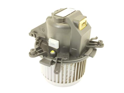 Used Heater blower motor Heater blower motor PEUGEOT 3008 II SUV (MC_, MR_, MJ_, M4_) [2016-2026] 14302070 14302070