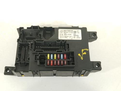 Scatola fusibili Scatola fusibili FIAT GRANDE PUNTO (199_) 1.3 D Multijet (199.AXD11, 199.AXD1A, 199.AXD1B,... (90 hp) 37232708 37232708