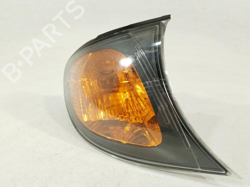 Używane Kierunkowskaz przedni prawy BMW 3 (E46) 318 i (118 hp) 32389987