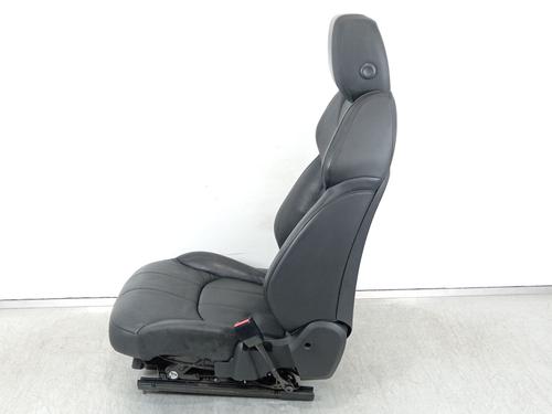 Right front seat LAND ROVER RANGE ROVER EVOQUE (L538) 2.0 D | BP31354002C16