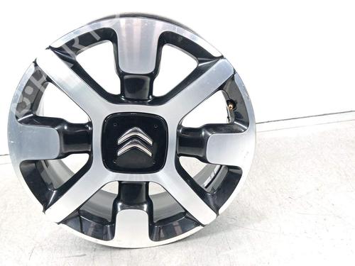 rim-citroen-c4-cactus-2014-32301417 main image