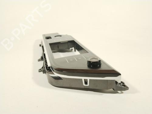 Switch CITROËN C4 Picasso II 1.6 BlueHDi 120 | BP30143412I30