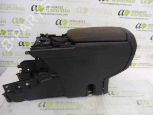 Armlene PEUGEOT 3008 I MPV (0U_) [2009-2017]  7162615