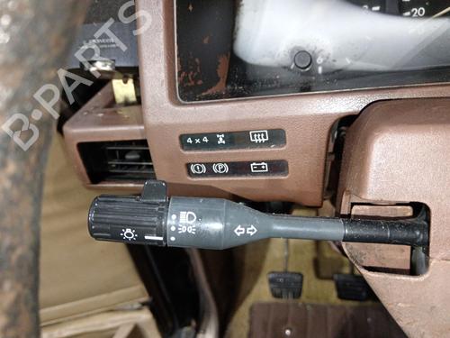 Commande de phare NISSAN PATROL III/2 Hardtop (K260) [1984-1998]  32067561